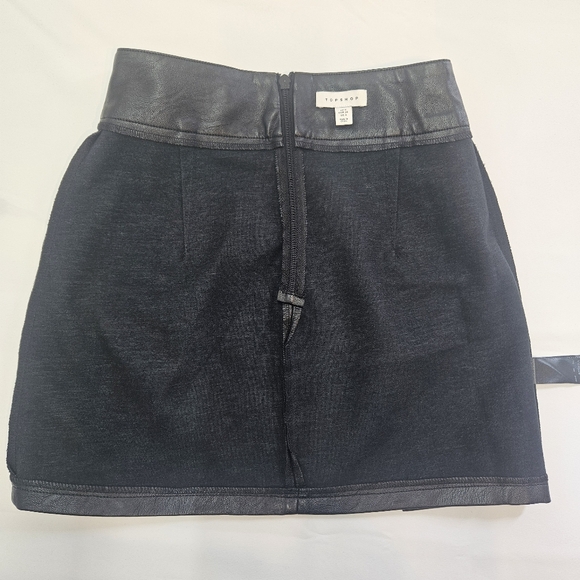 Topshop Faux Leather Skirt - Picture 7 of 9